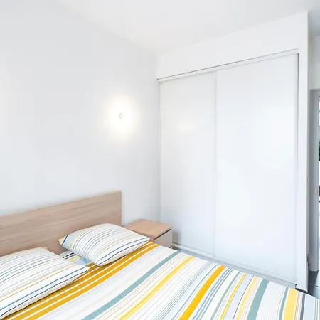 Apartmán Bright And Modern 2 Bedroom In The Heart Of Antibes!